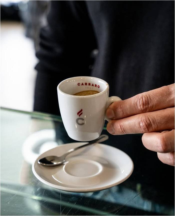 Caffè espresso servito al banco di Pan Caffè
